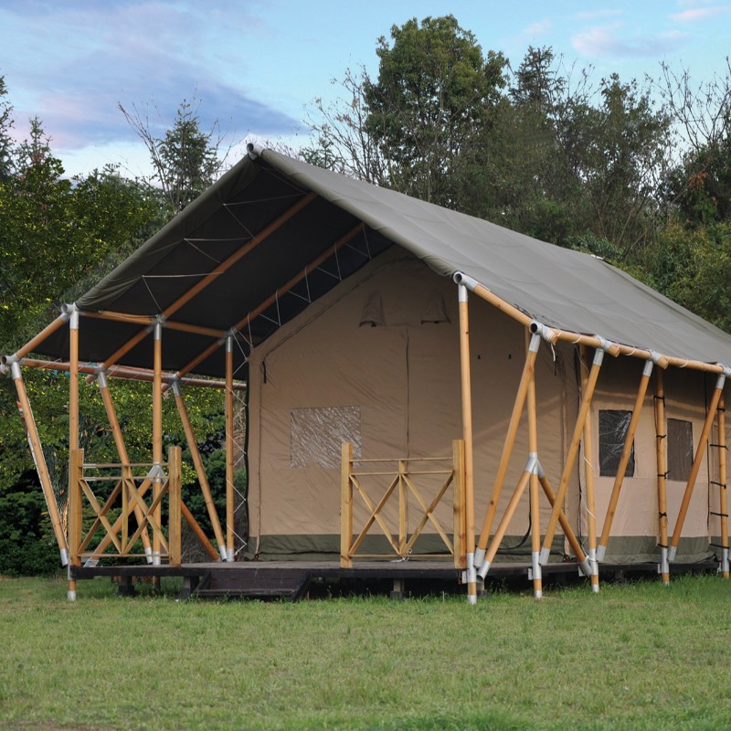 Tente glamping de camp de toile de structure en bois